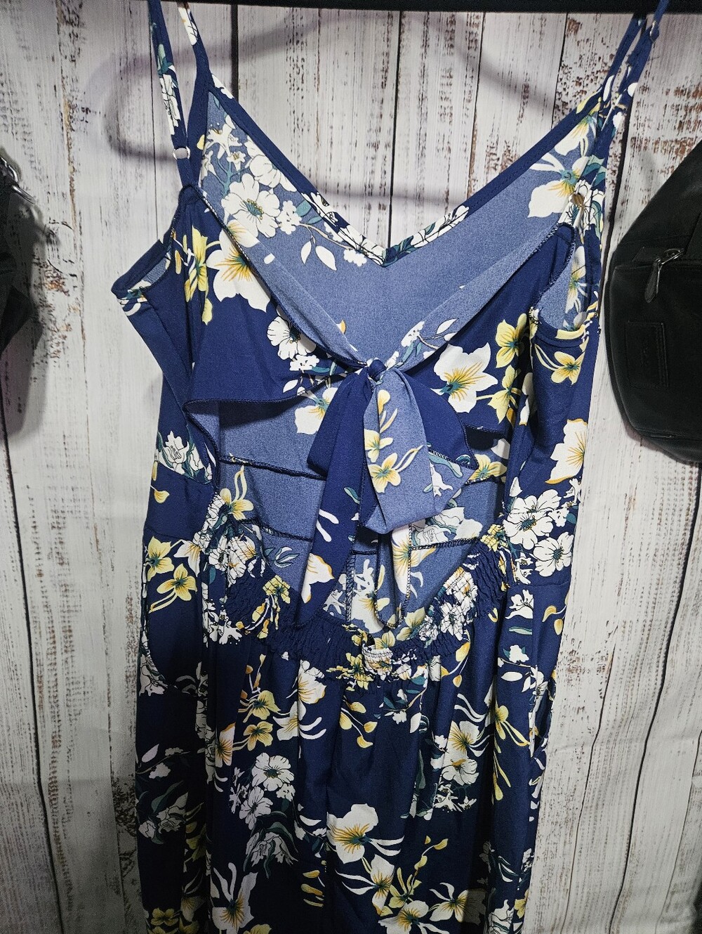 Floral Navy Wide-Leg Jumpsuit with Pockets - Picture 3 of 4